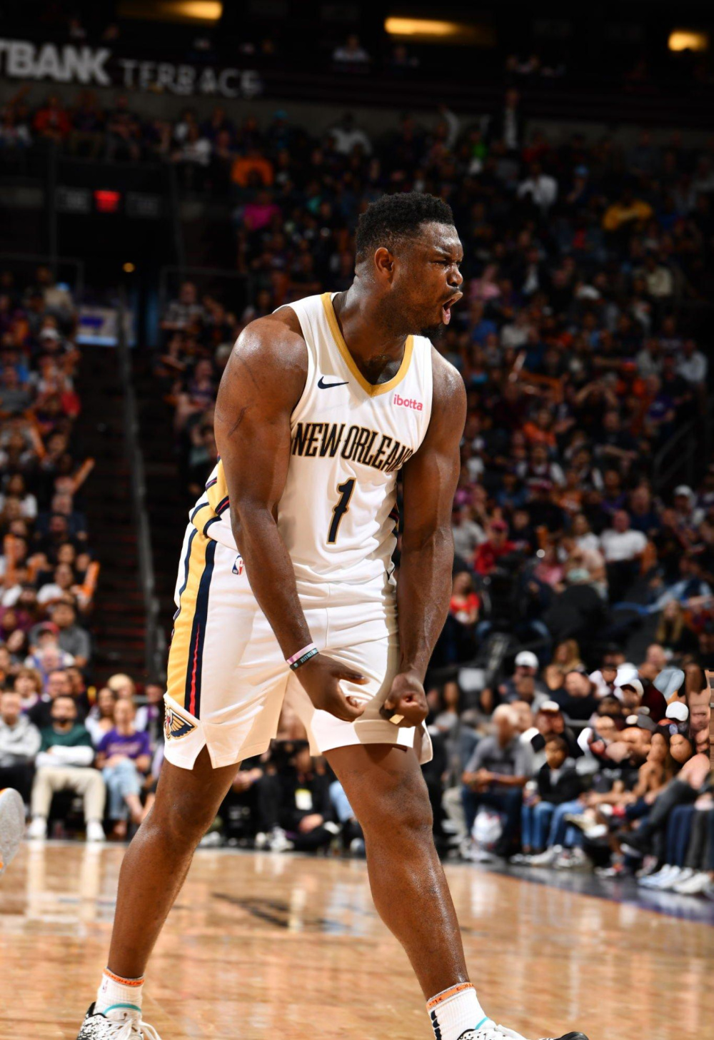 太阳险胜山东队,锡安点燃赛场 太阳险胜山东队,锡安点燃赛场