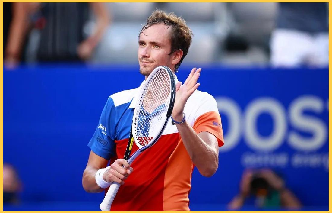 包含美网翻盘澳网，梅德韦杰夫惊艳四座的词条