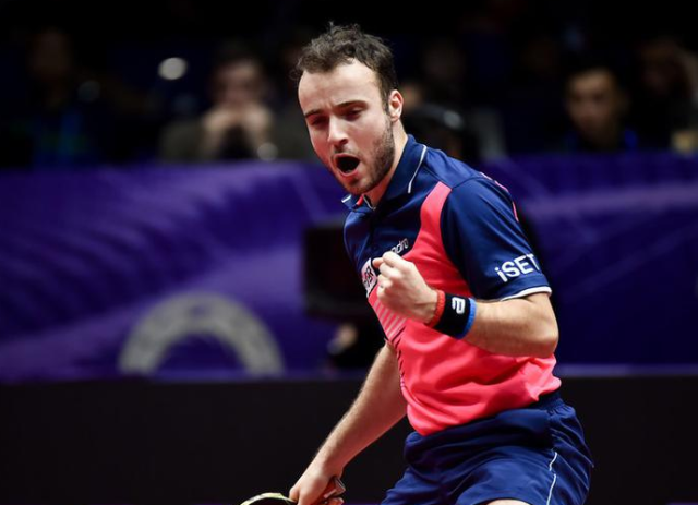 德国队险胜英格兰队，马龙点燃赛场