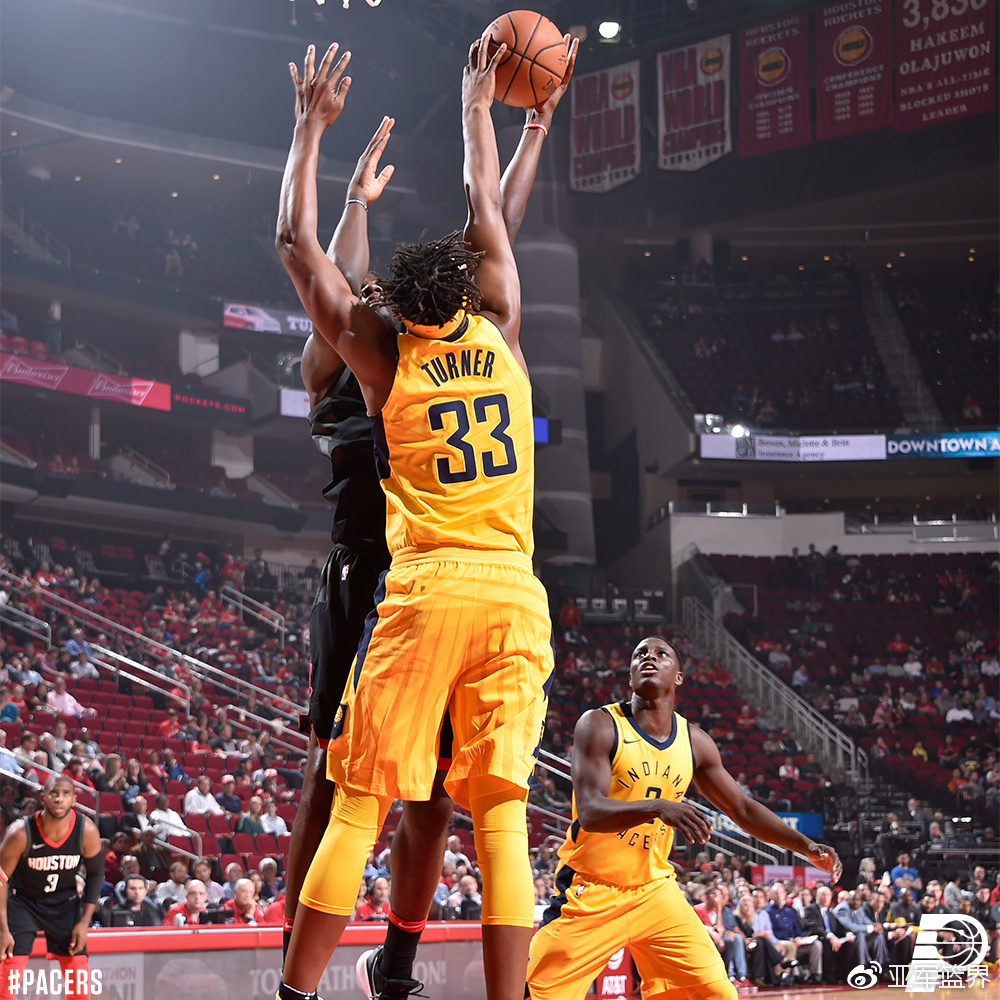 深圳队险胜步行者，字母哥带队取胜