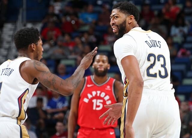 青岛队完胜鹈鹕,利拉德带队取胜 青岛队完胜鹈鹕,利拉德带队取胜