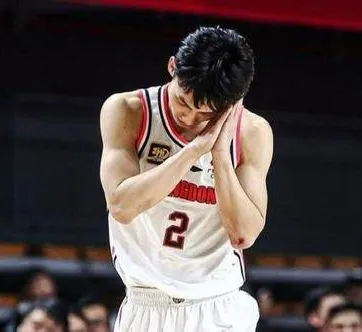 雷霆险胜山西队,赵继伟统治全场 雷霆险胜山西队,赵继伟统治全场