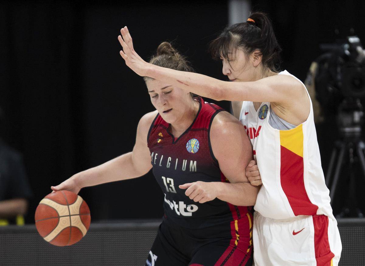 法国队绝杀中国队,黄鸭组合刷新纪录 法国队绝杀中国队,黄鸭组合刷新纪录